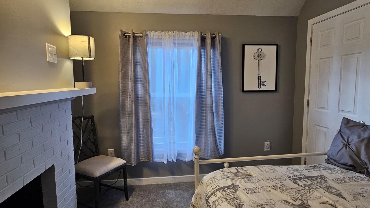 Photo of Bedroom in Warren