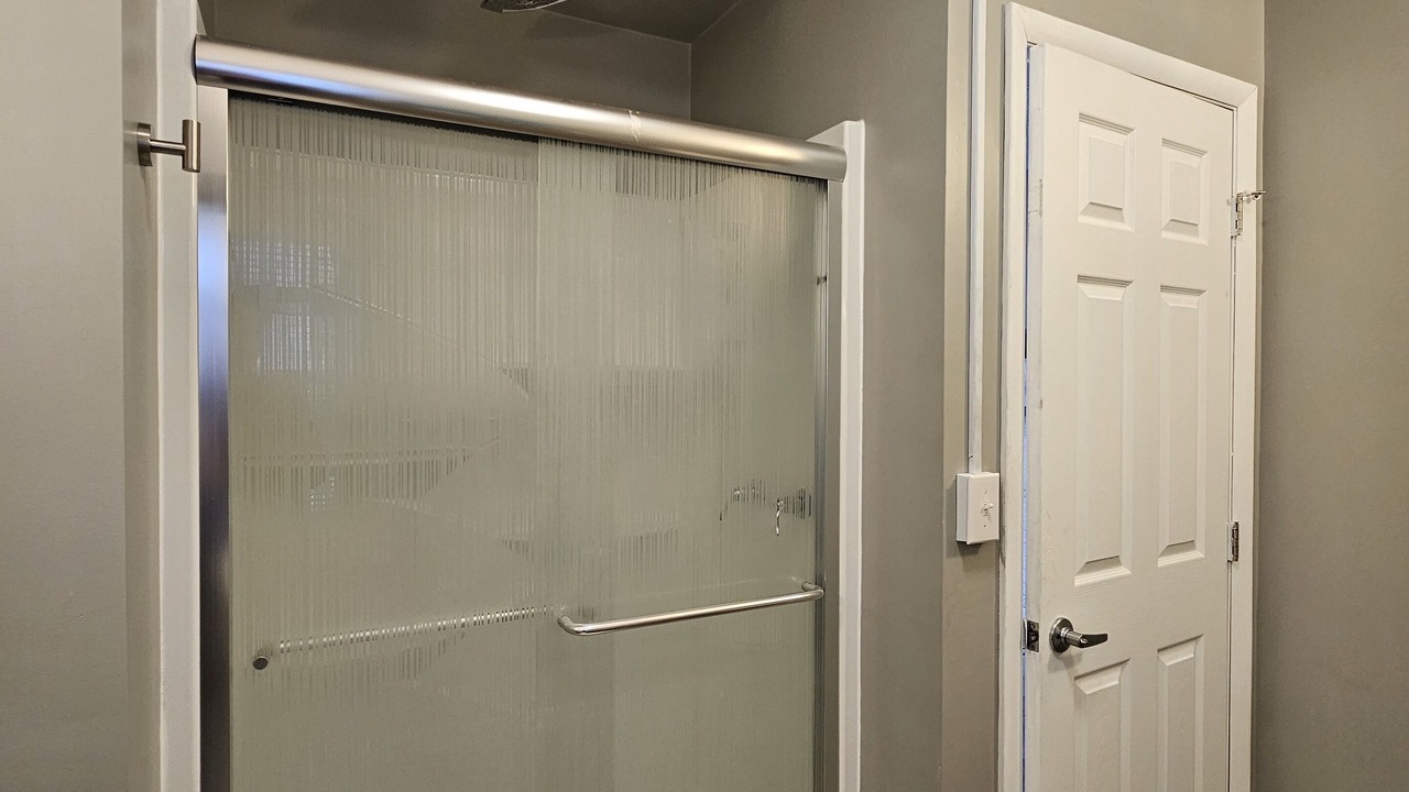 Photo of Bathroom in Warren