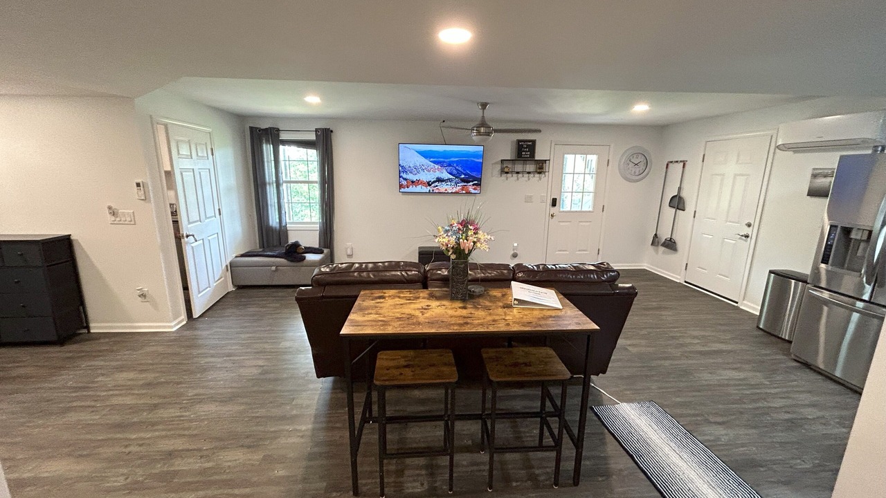 Photo of Others in Jasper