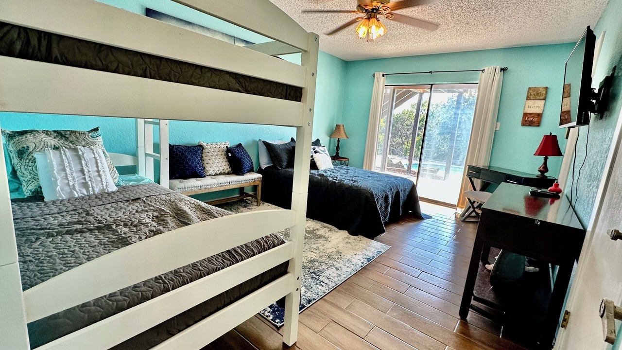 Photo of Bedroom in Whitney