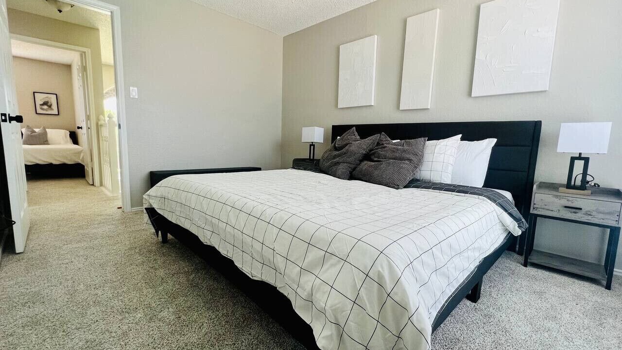 Photo of Bedroom in The Colony