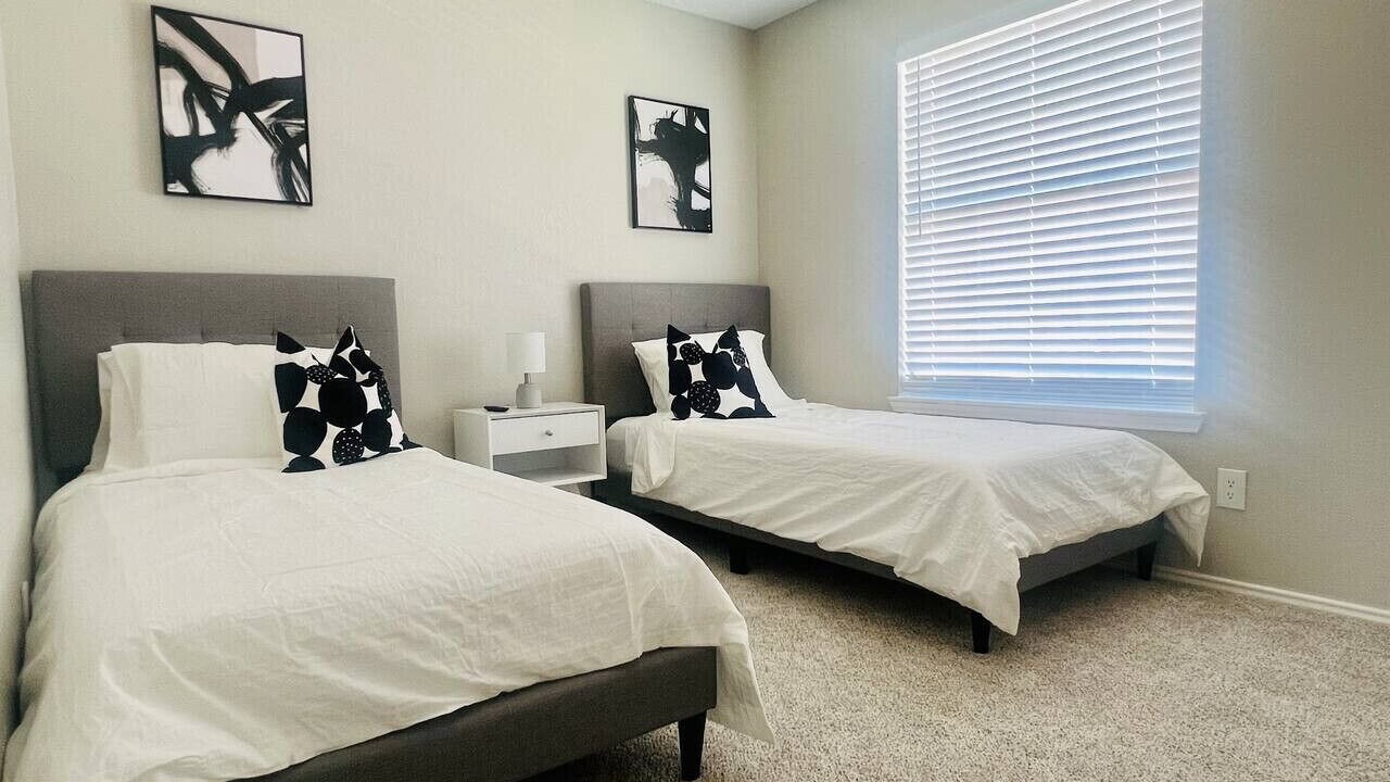 Photo of Bedroom in The Colony
