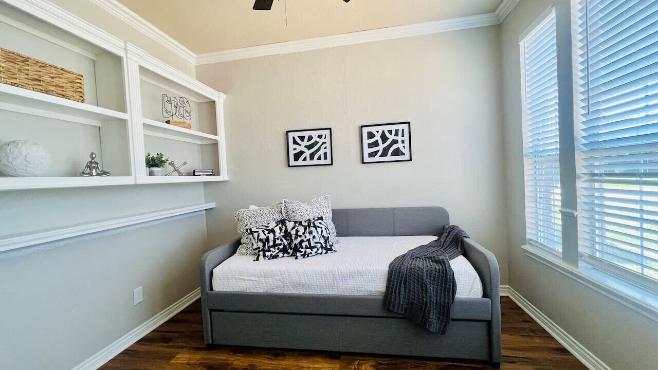 Photo of Bedroom in The Colony