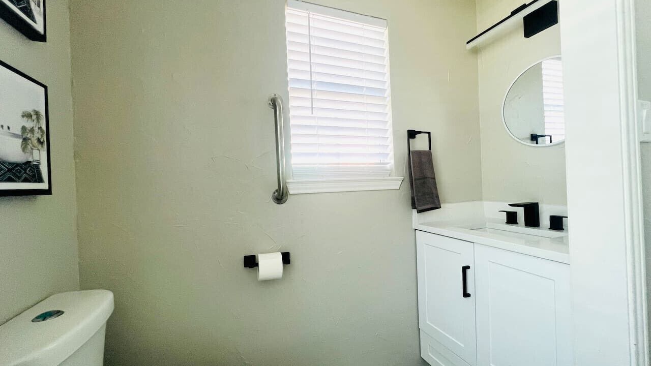Photo of Bathroom in The Colony
