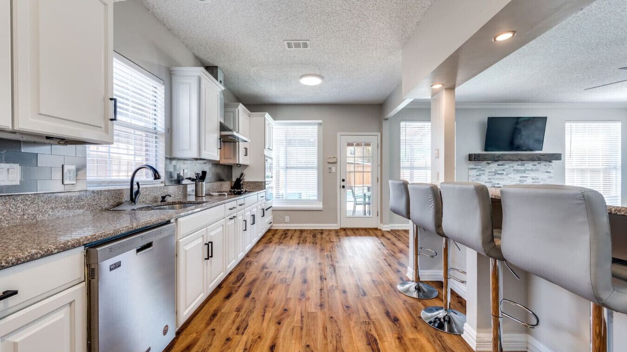 Photo of Kitchen in The Colony