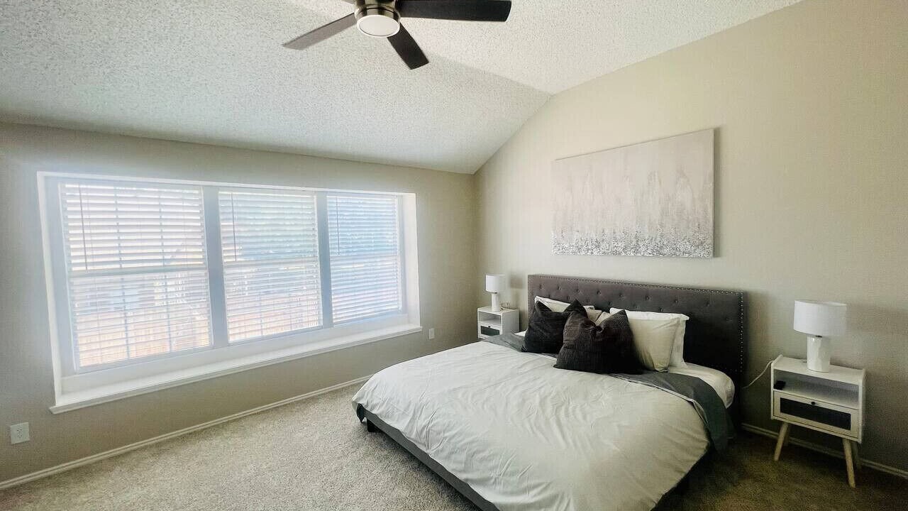 Photo of Bedroom in The Colony