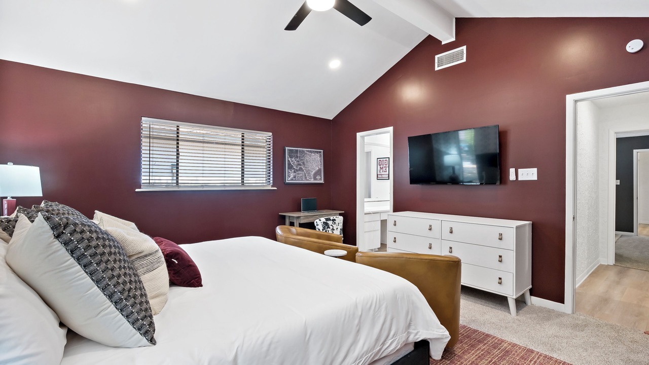 Photo of Bedroom in College Station
