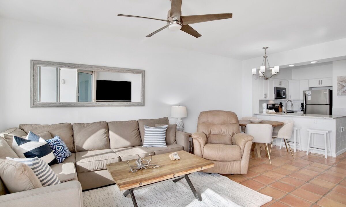 Photo of Livingroom in Orange Beach