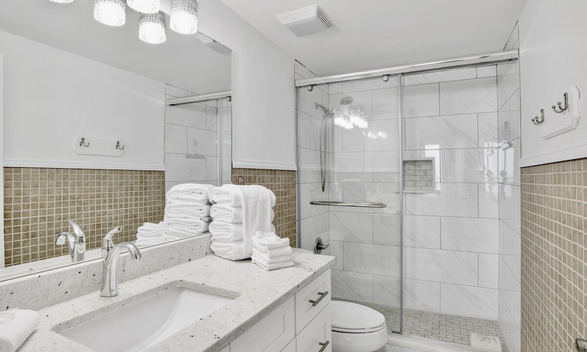 Photo of Bathroom in Orange Beach