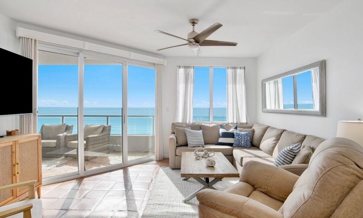 Photo of Livingroom in Orange Beach