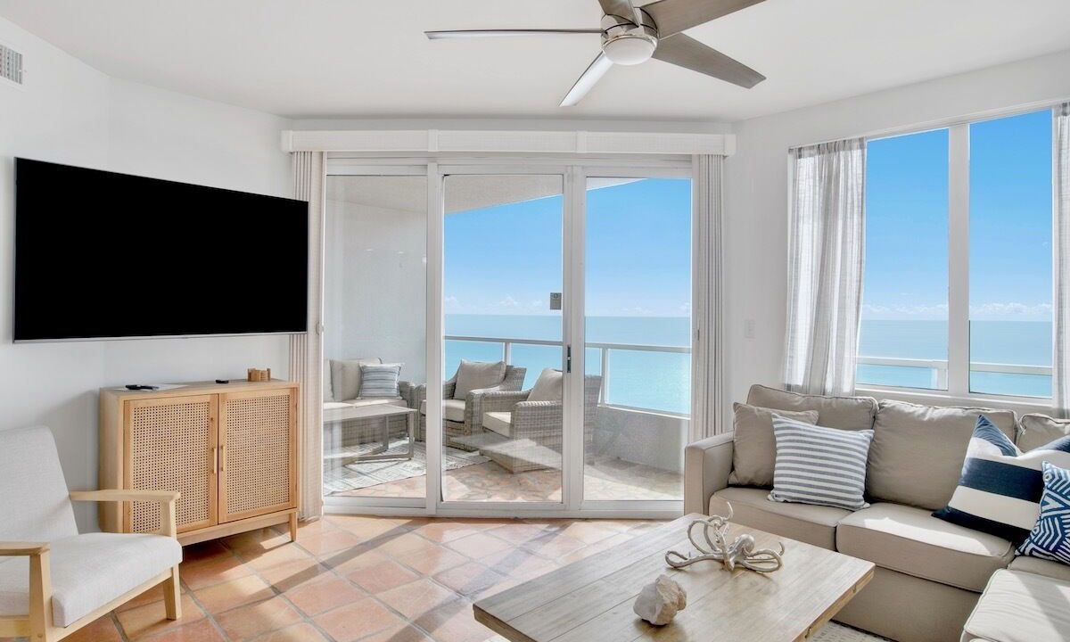 Photo of Livingroom in Orange Beach