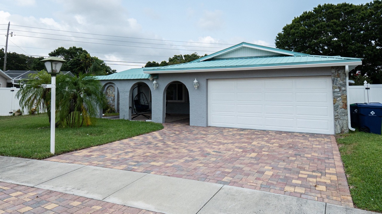 Photo of Others in Boca Ciega Ridge