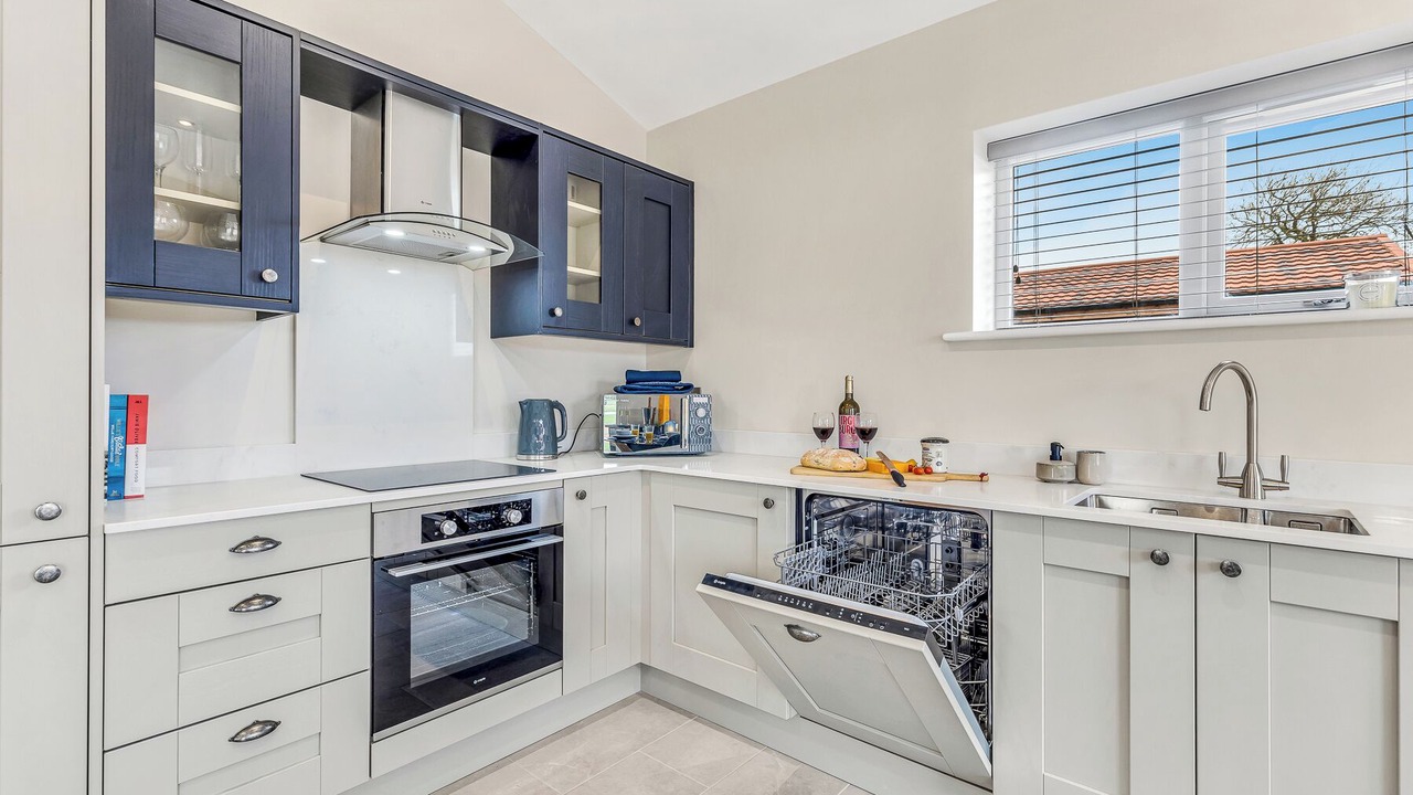 Photo of Kitchen in Snarestone