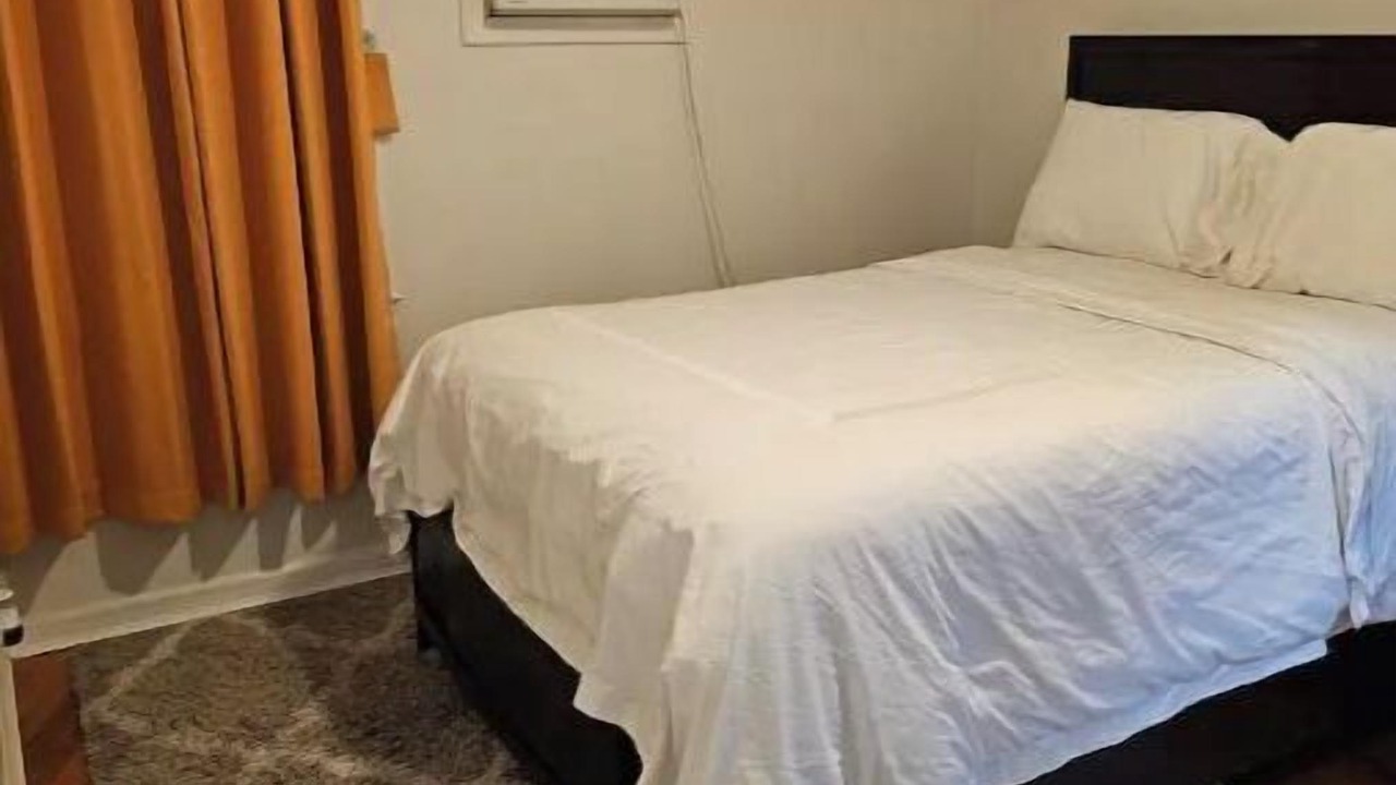 Photo of Others in Elmont