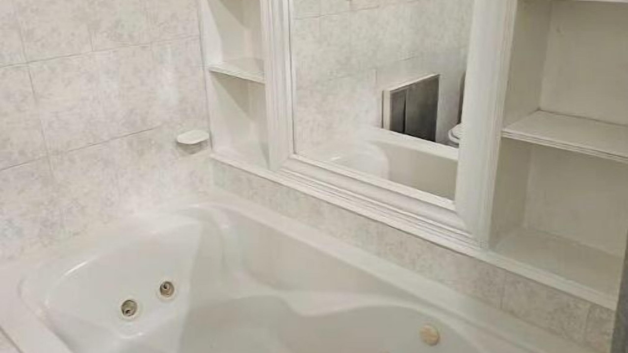 Photo of Others in Elmont