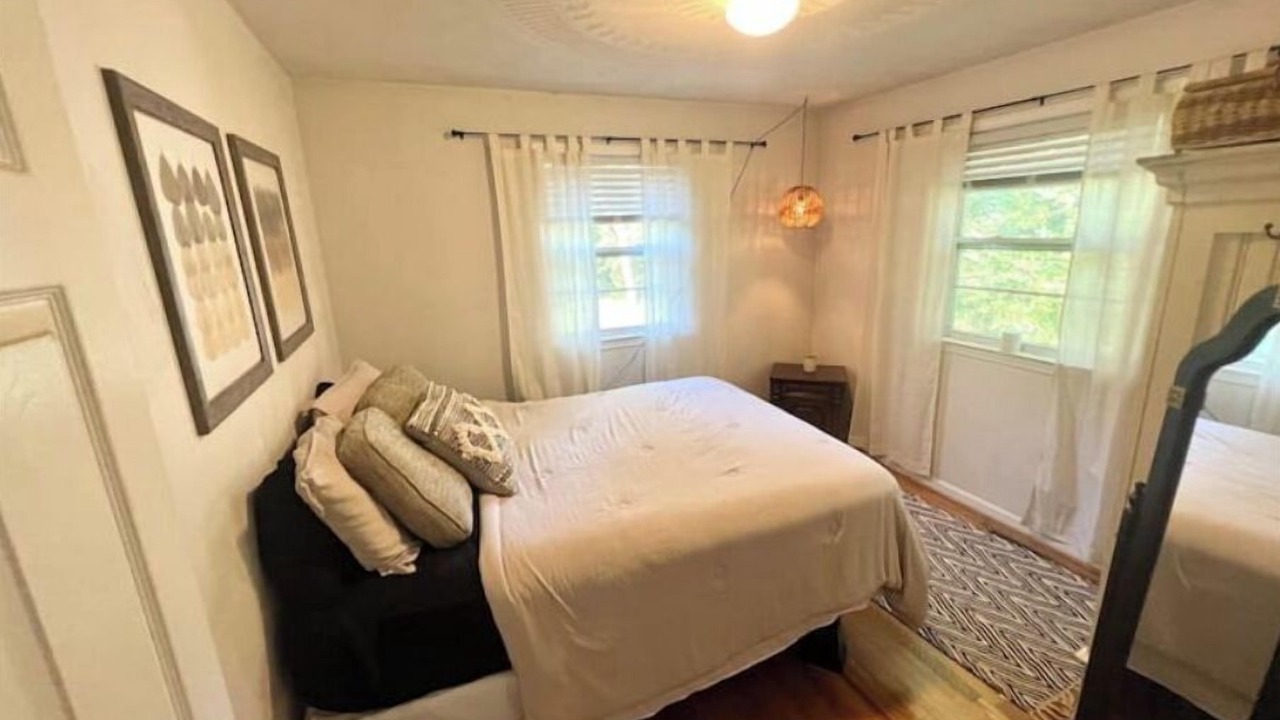 Photo of Bedroom in Salem