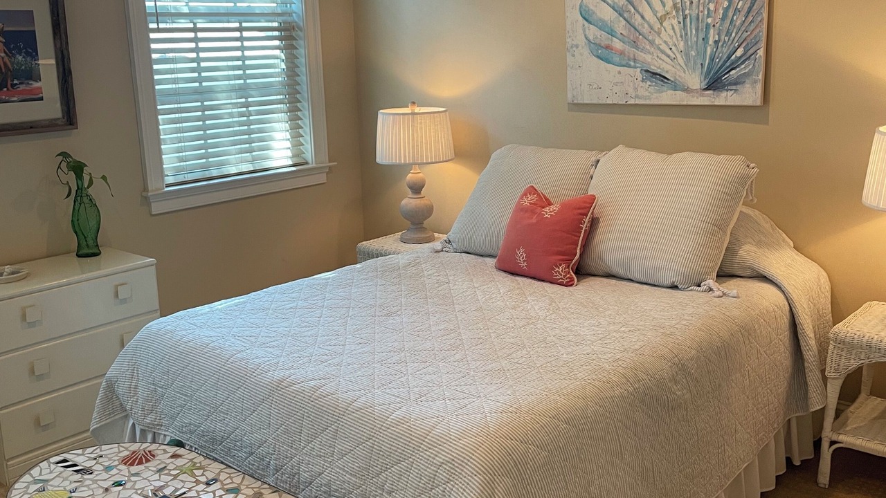 Photo of Bedroom in Northeast Virginia Beach
