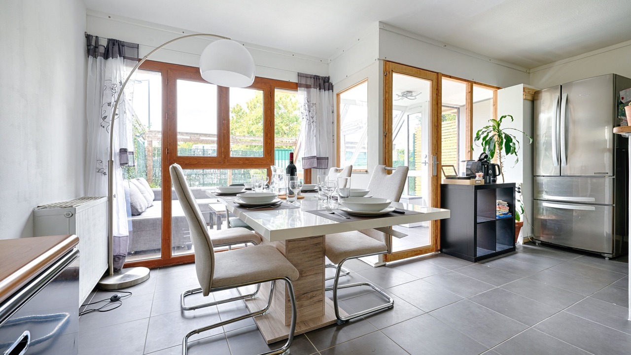 Photo of Others in Champs Elysees