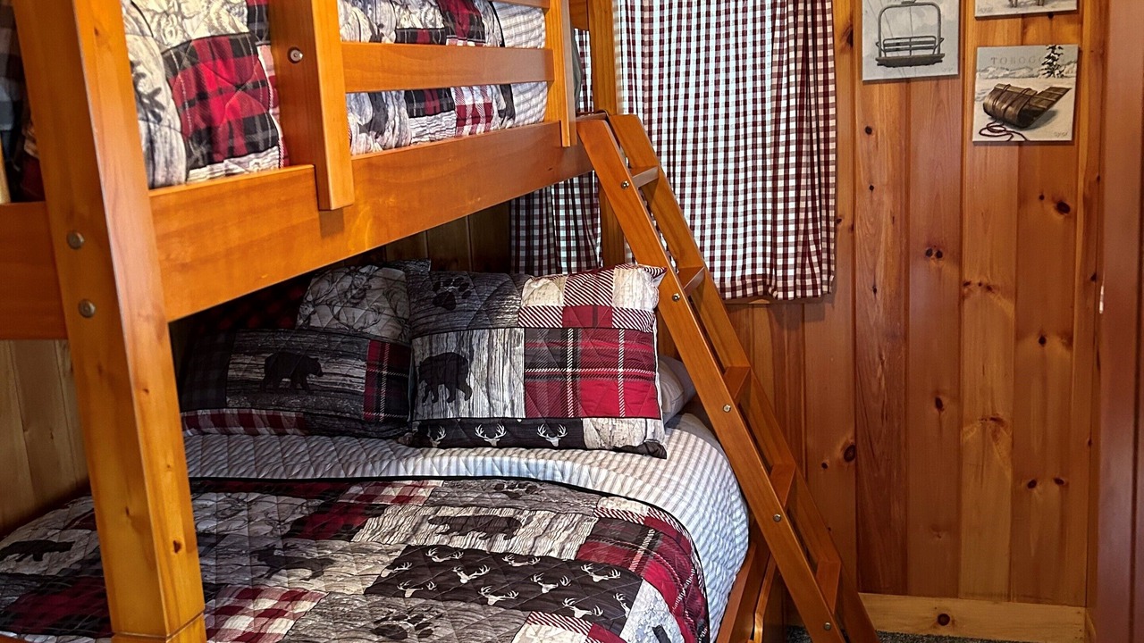 Photo of Bedroom in Rangeley