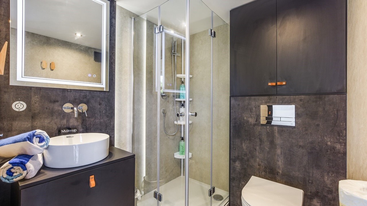Photo of Bathroom in Lago Vista