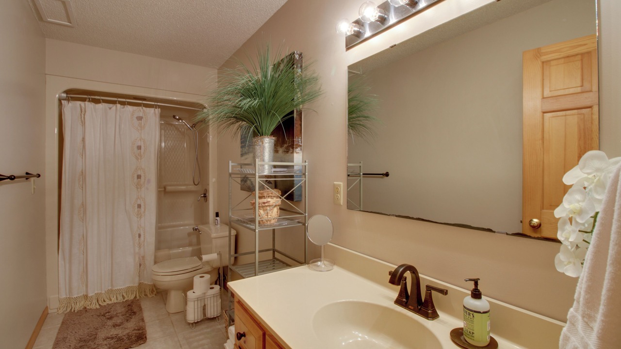 Photo of Bathroom in Brainerd