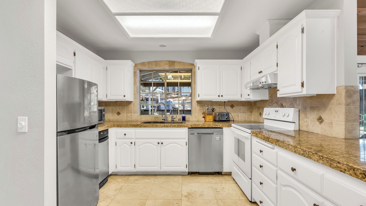 Photo of Kitchen in Alta Sierra