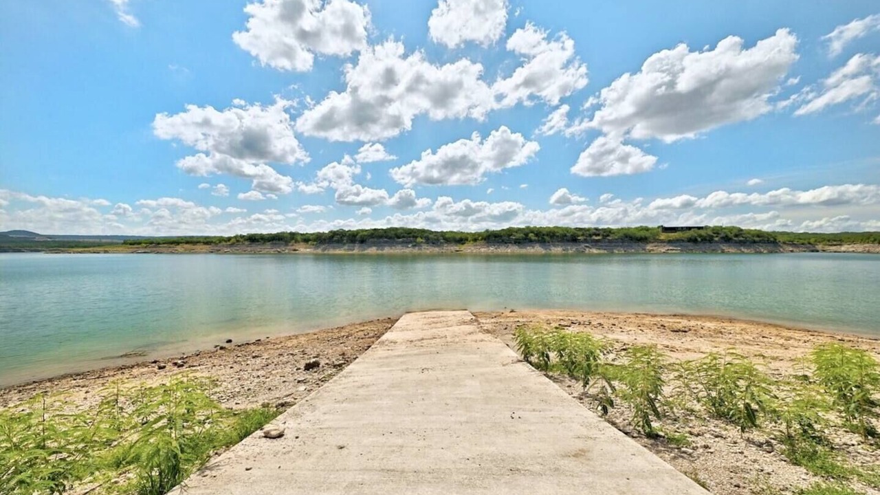 Photo of Others in Circle J Ranch Lakeside