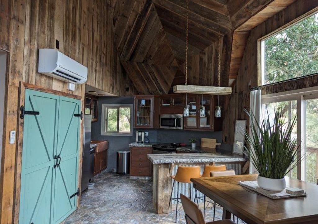 Photo of Kitchen in Oak Shores