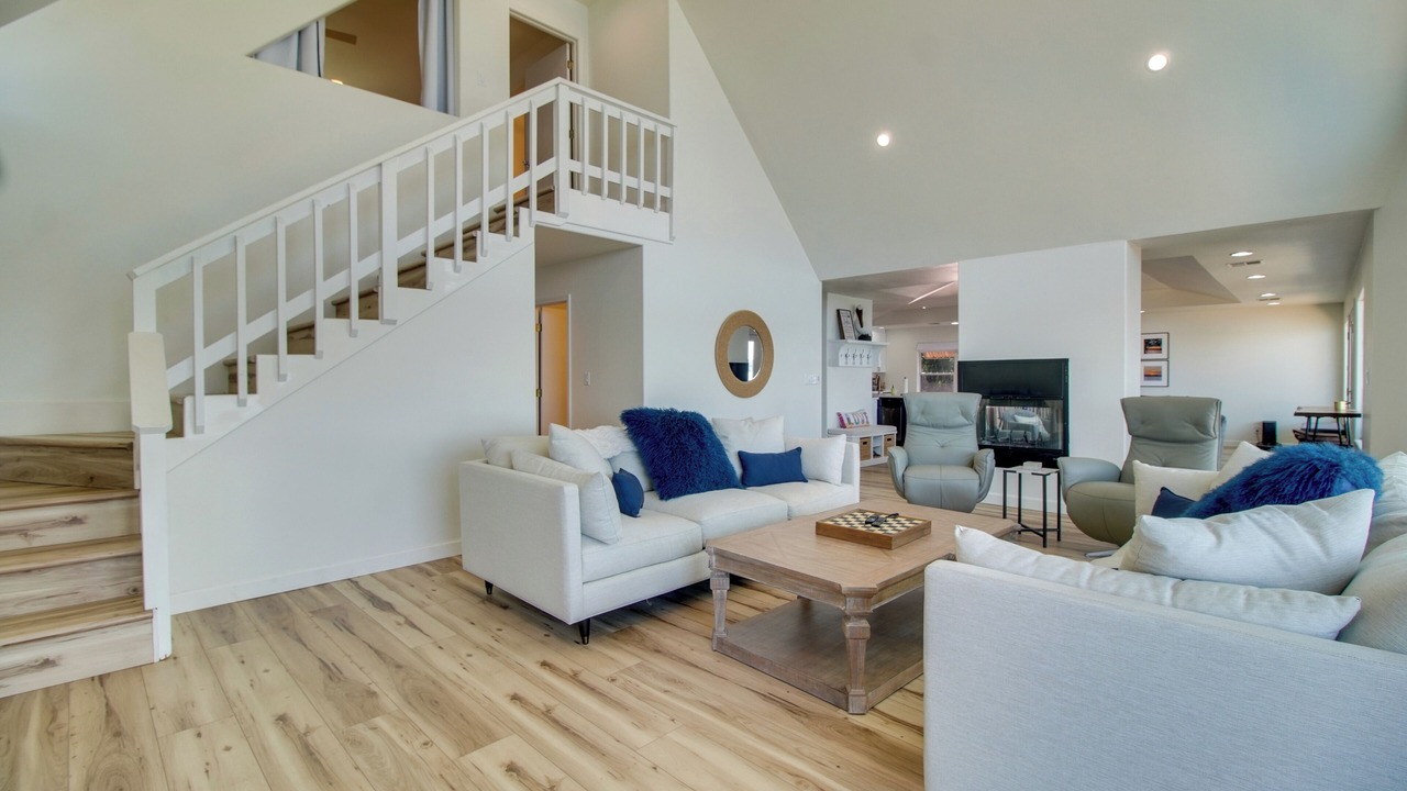 Photo of Livingroom in Grove