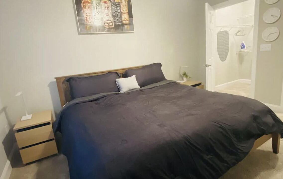 Photo of Bedroom in Dunwoody