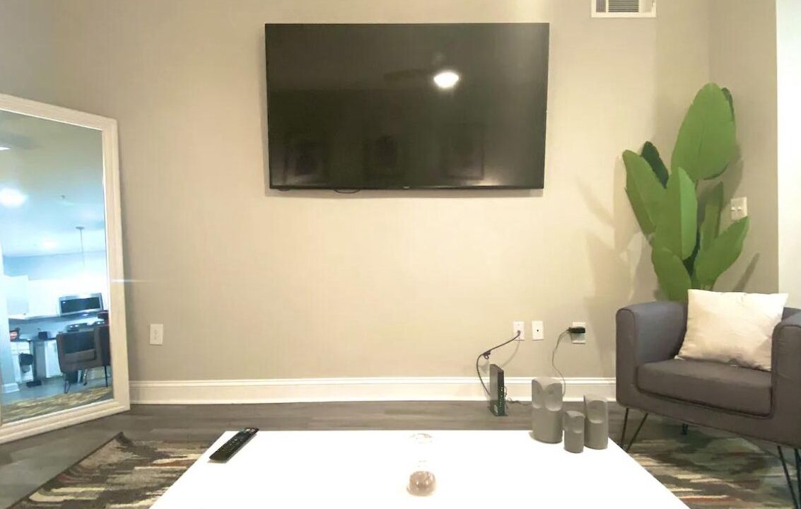 Photo of Livingroom in Dunwoody