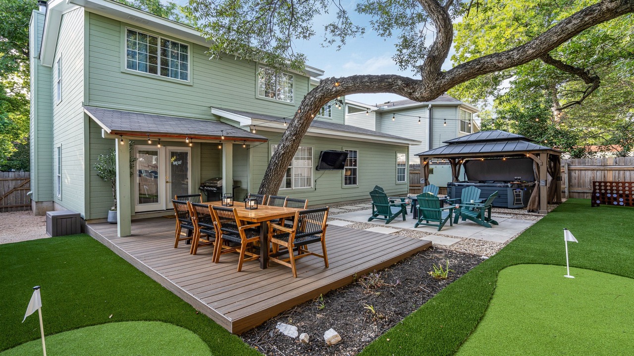 Photo of Outdoor in Cherrywood