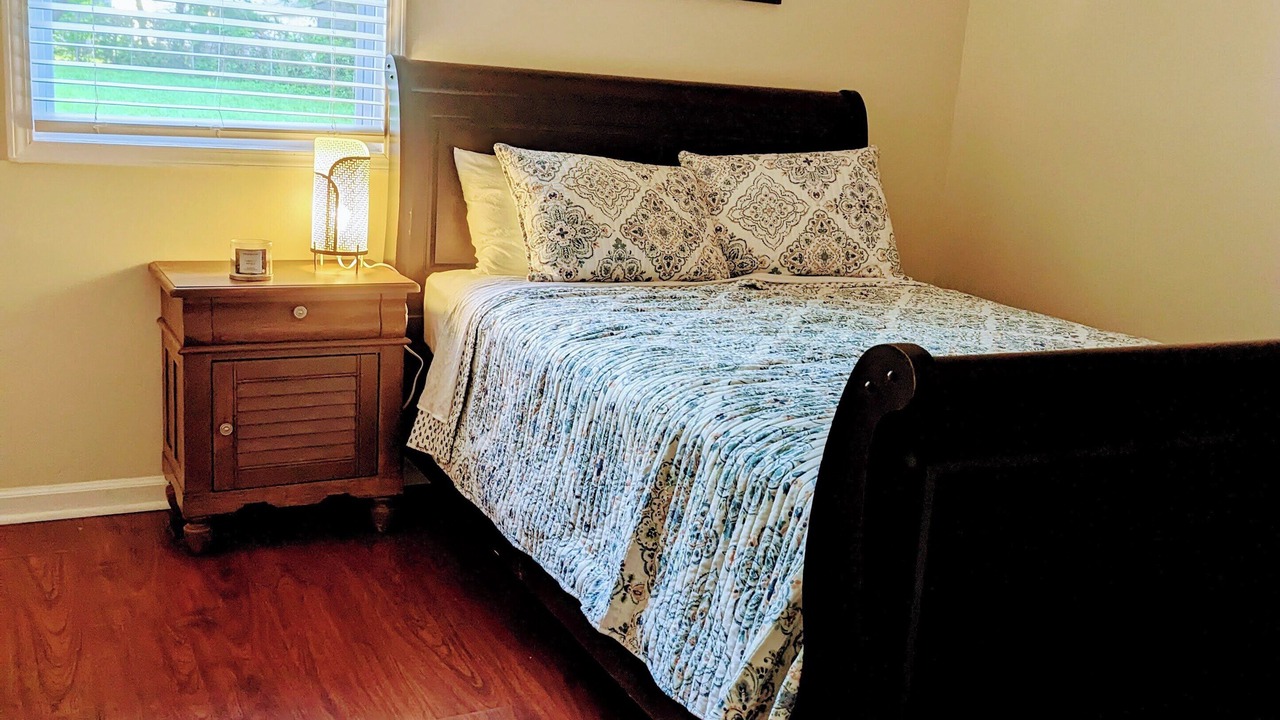 Photo of Bedroom in Smyrna