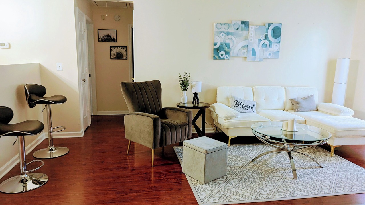 Photo of Livingroom in Smyrna