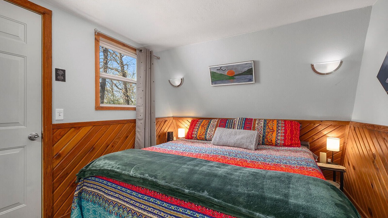 Photo of Bedroom in Lampe
