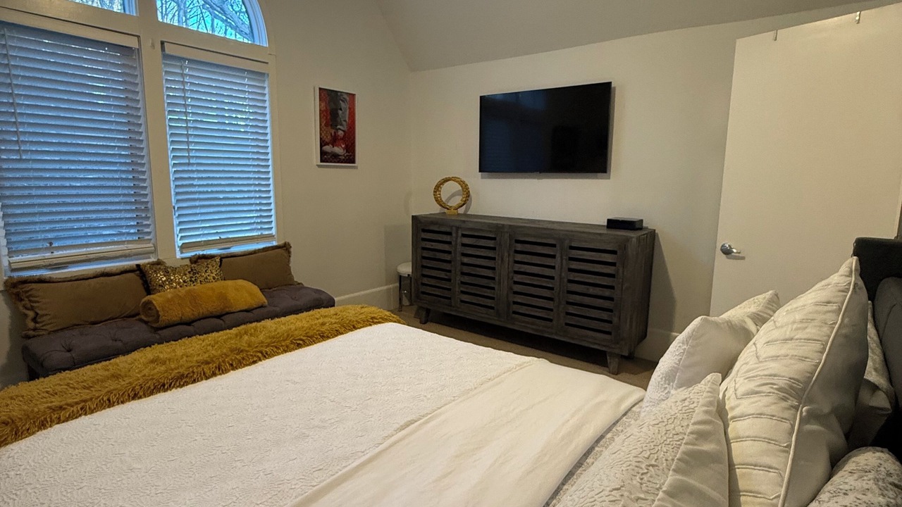 Photo of Bedroom in Lewisboro