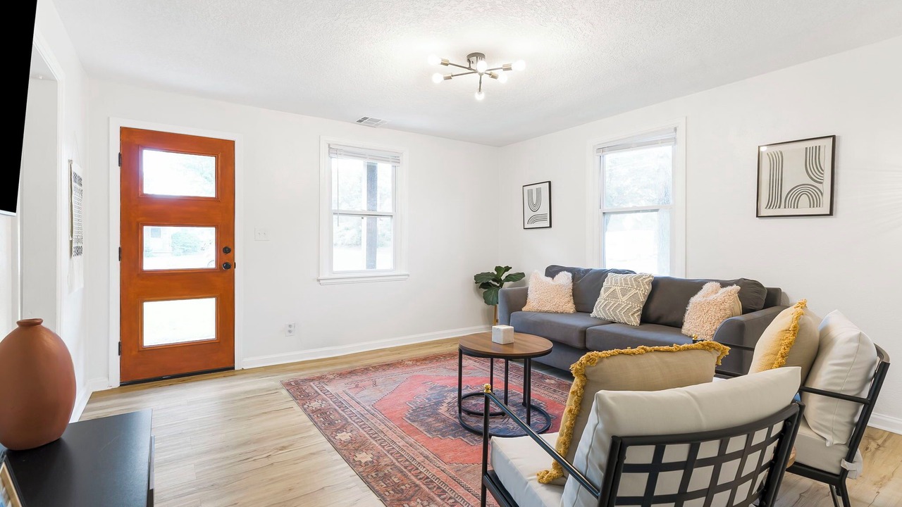 Photo of Livingroom in Joplin