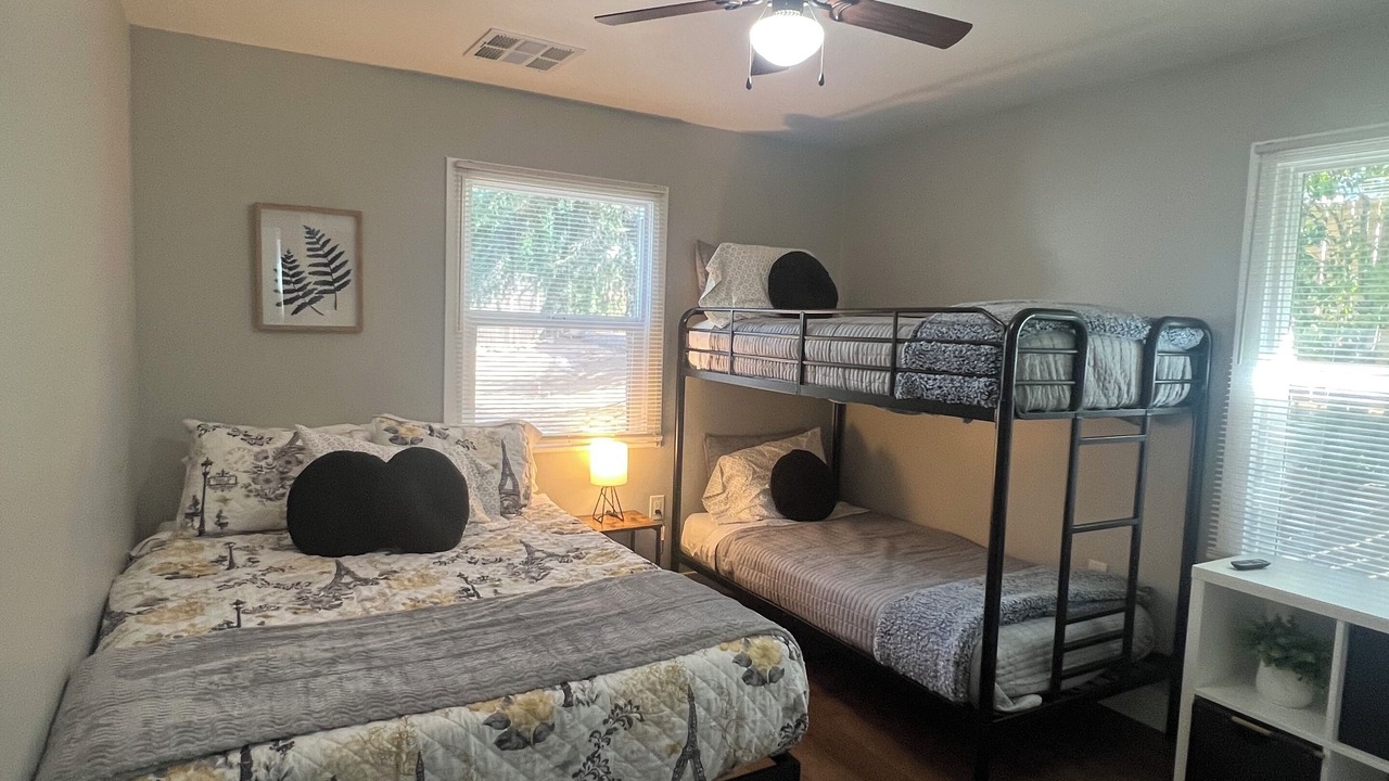 Photo of Bedroom in Alpine