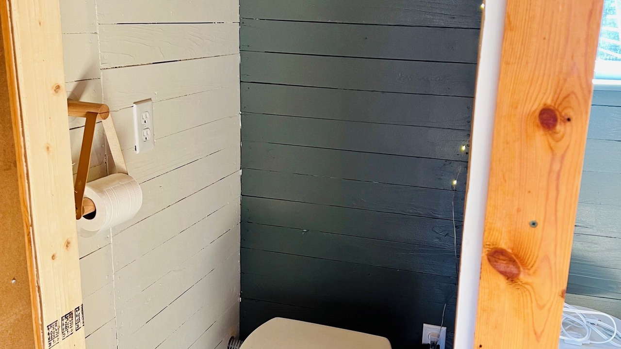 Photo of Bathroom in Fountain Run