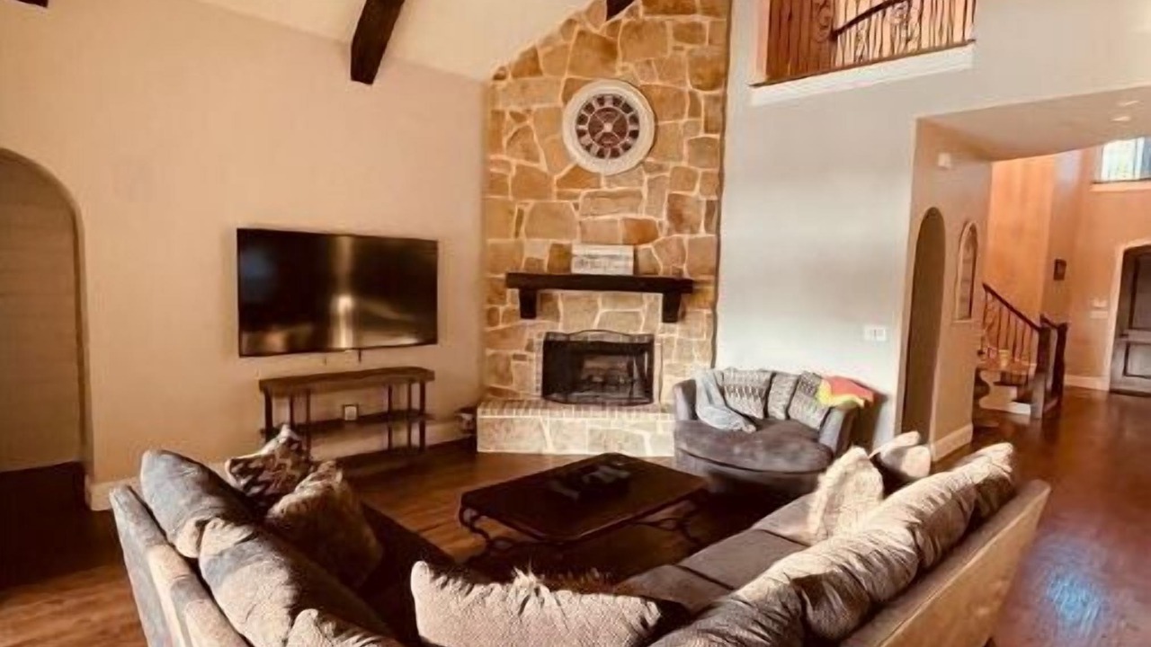 Photo of Livingroom in Little Elm