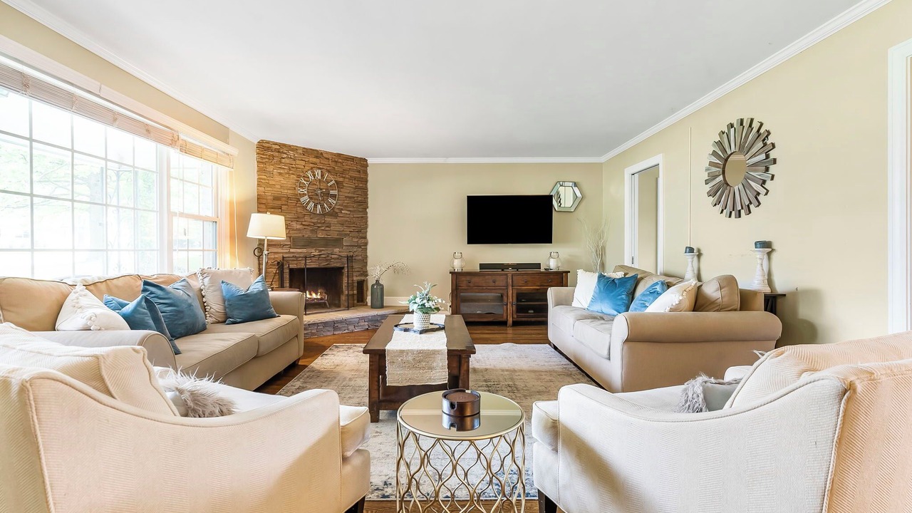 Photo of Livingroom in Joplin