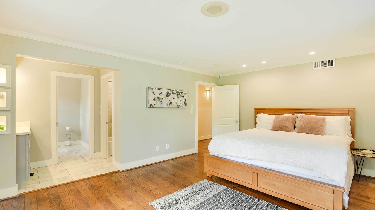 Photo of Bedroom in Hitchcock