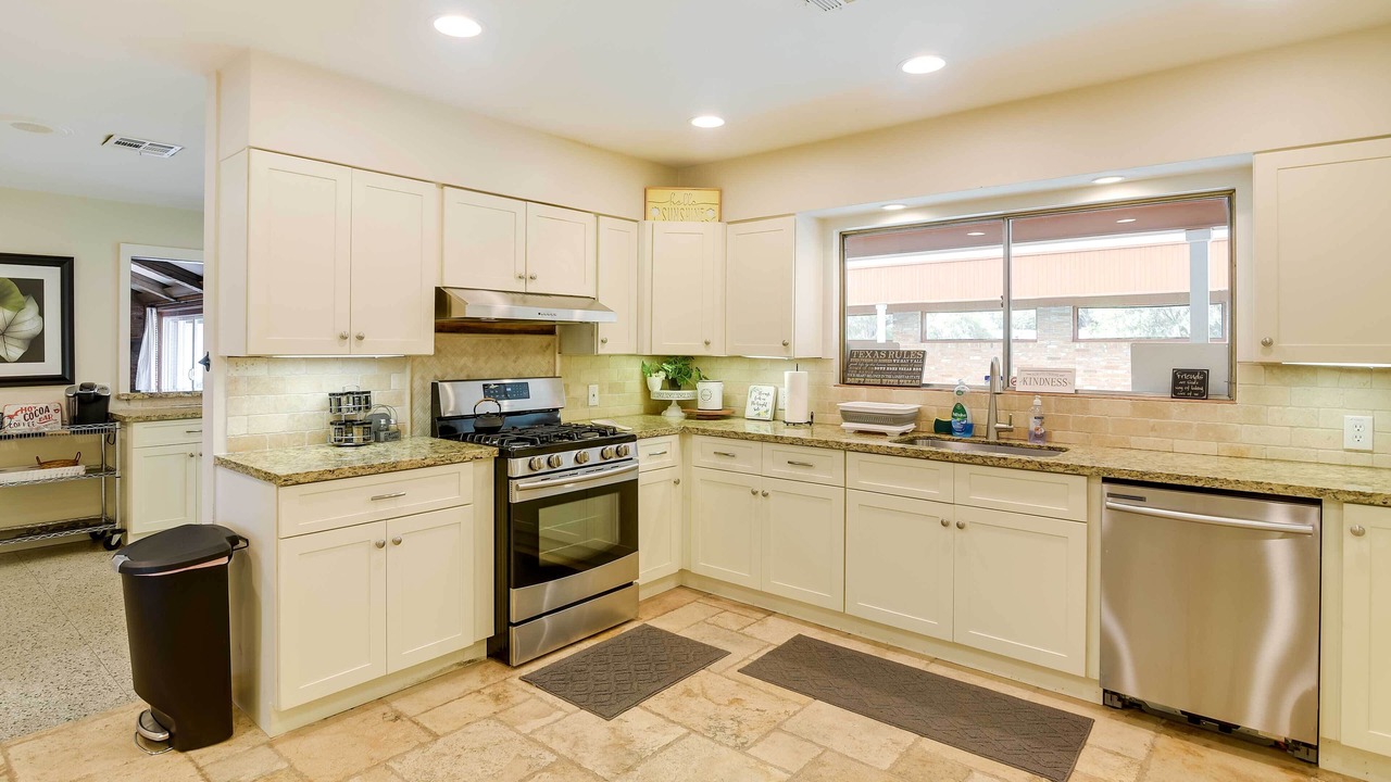Photo of Kitchen in Hitchcock