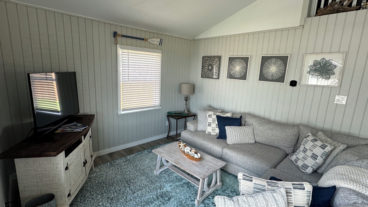 Photo of Livingroom in Graford