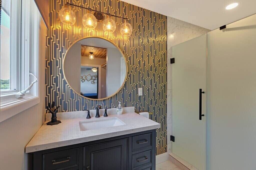 Photo of Bathroom in Burnet