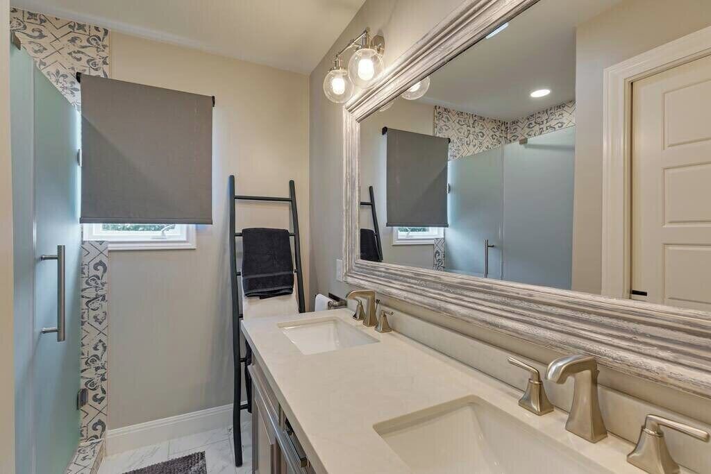 Photo of Bathroom in Burnet