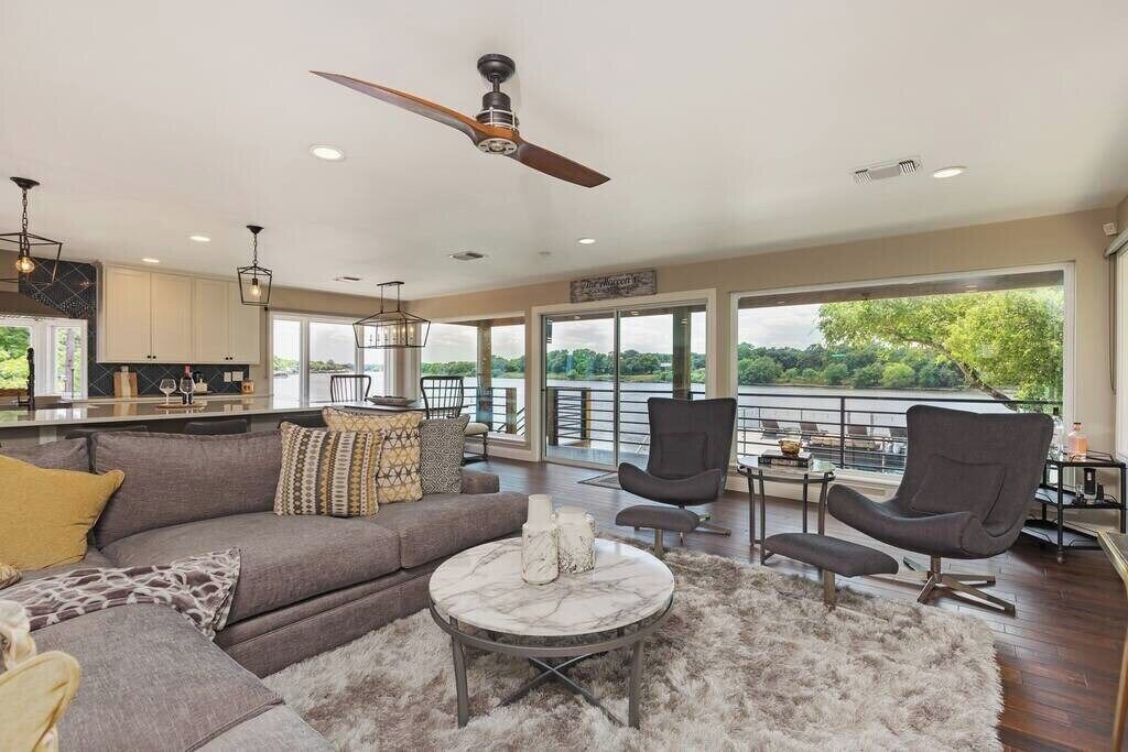 Photo of Outdoor in Burnet