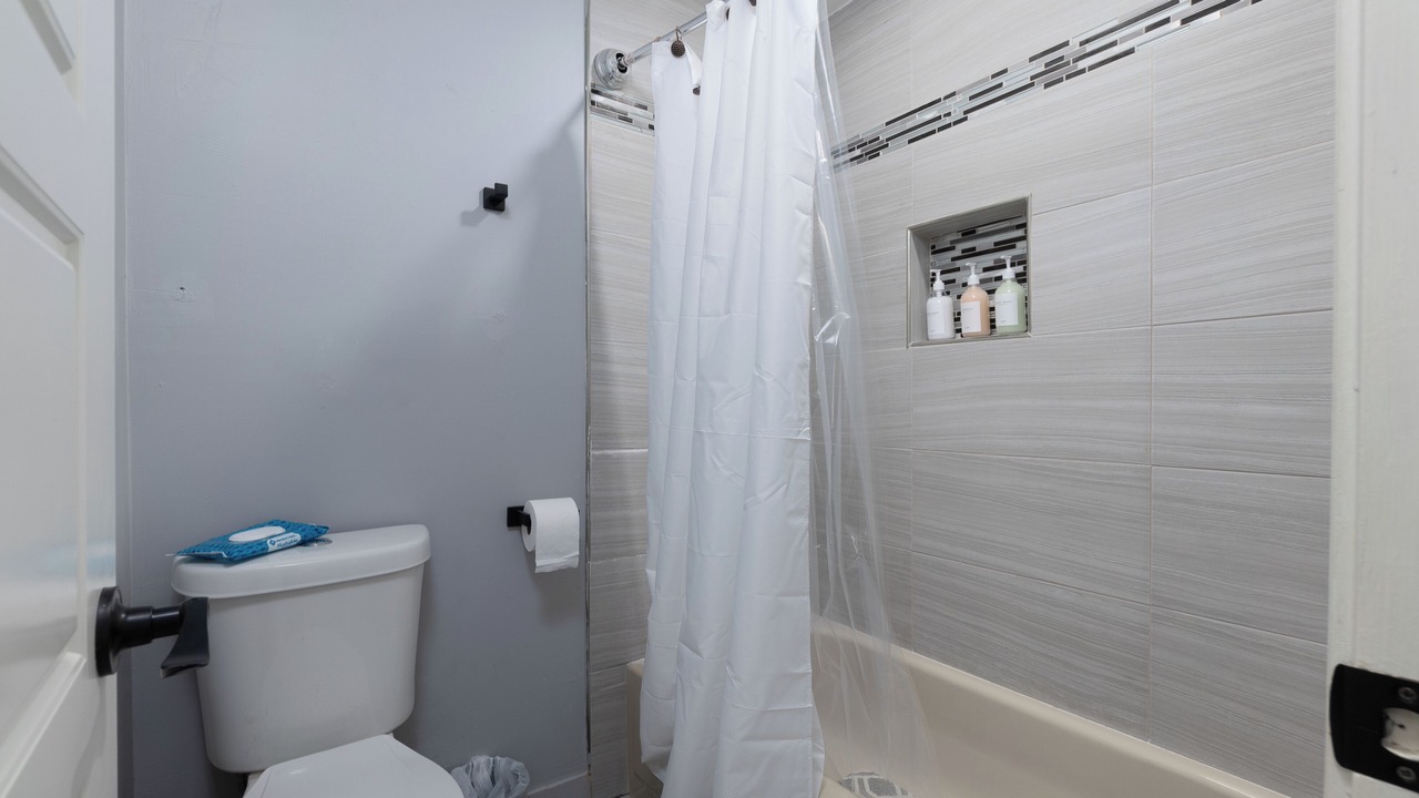 Photo of Bathroom in Brownsville