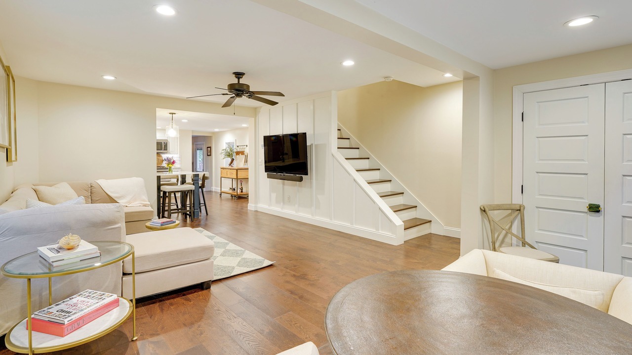Photo of Livingroom in Bridgeton Townshp