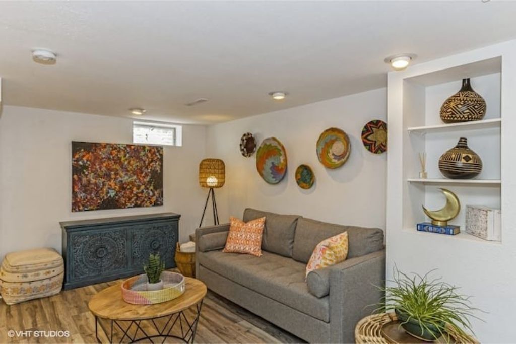 Photo of Livingroom in University Heights